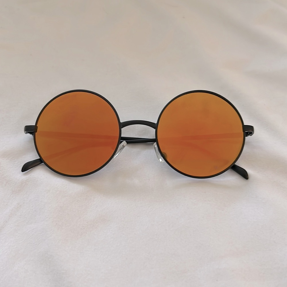 Orange mirrored round sunglasses